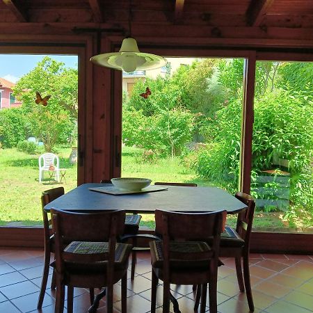 Villetta Con Giardino A Due Passi Dal Mare Imperia Kültér fotó