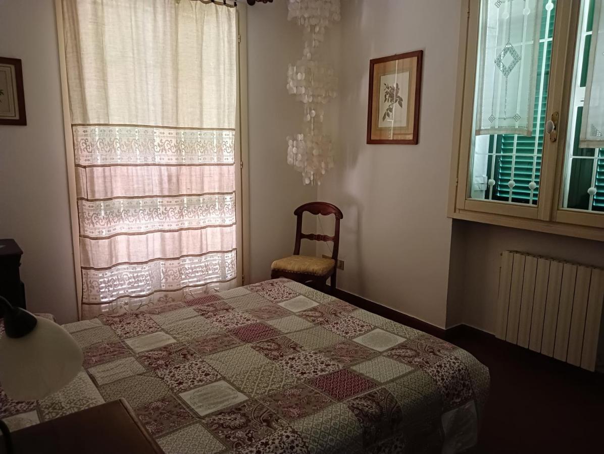 Villetta Con Giardino A Due Passi Dal Mare Imperia Kültér fotó